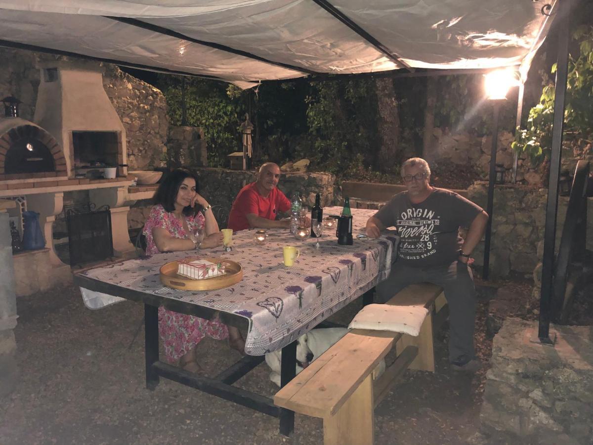 Crazy Foxy Retreats Bed & Breakfast Fox-Amphoux Luaran gambar